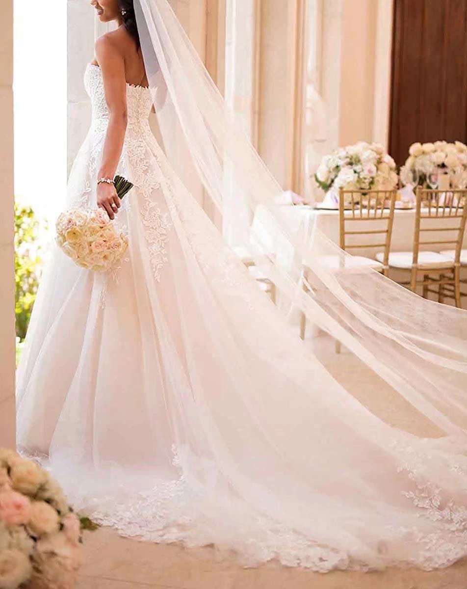 Plus Size Off The Shoulder Lace Applique Wedding Dress for Bride Long Tulle A-Line Bridal Gown with Sweep Train White 16W