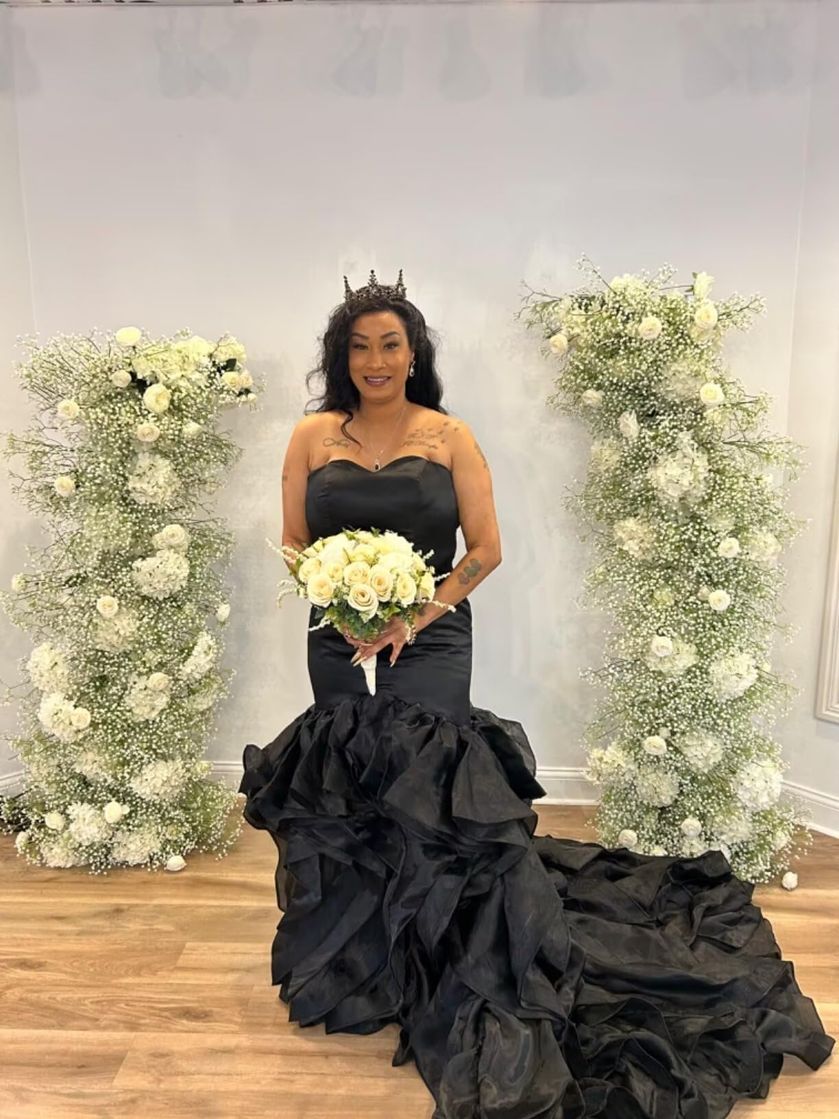 XYAYE Sweetheart Mermaid Wedding Dresses for Bride 2024 Cascading Ruffles Wedding Gowns for Women Strapless Bridal Gowns Champagne 16 Plus Size