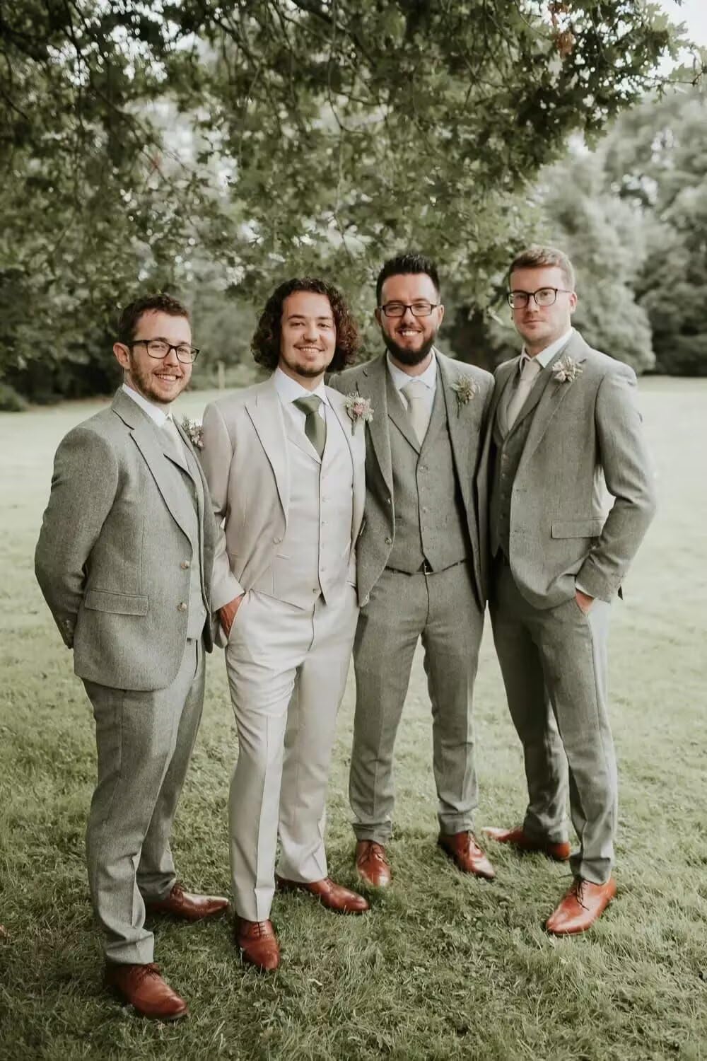 HUUTOE White Suits for Men 3 Piece White Suit Slim Fit Mens Prom Suits for Stretch Groomsmen Wedding Tuxedo for Men Groom 2025 Traje para Hombre 44 XL